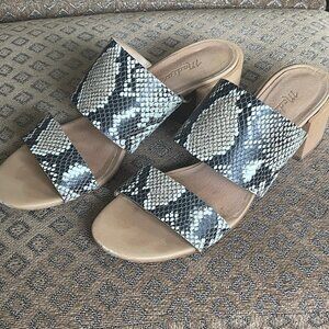 Madewell Kiera leather Snake Embossed Mules, size 9.5